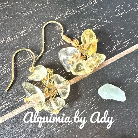 Alquimia Gold Floral Earrings with Intricate Design citrine - Picture 1 of 1